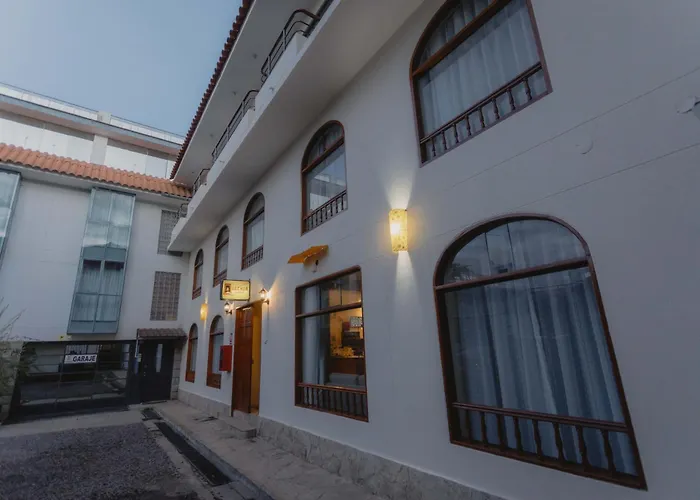 Quechua Hotel 2*
